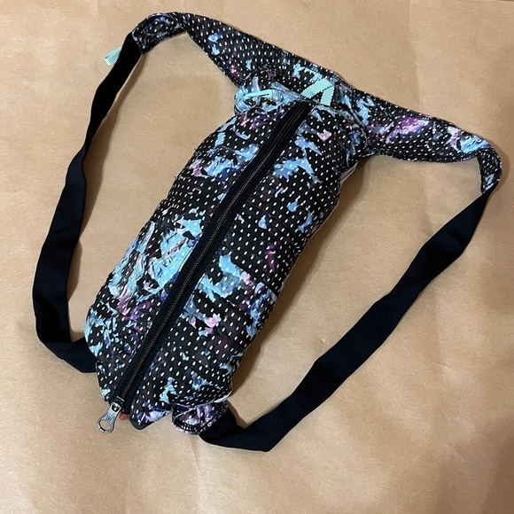 Lululemon | Back Pack It Jacket Floral Sport Tranquil Blue Zip Up Hoodie Size 8 - Picture 14 of 16